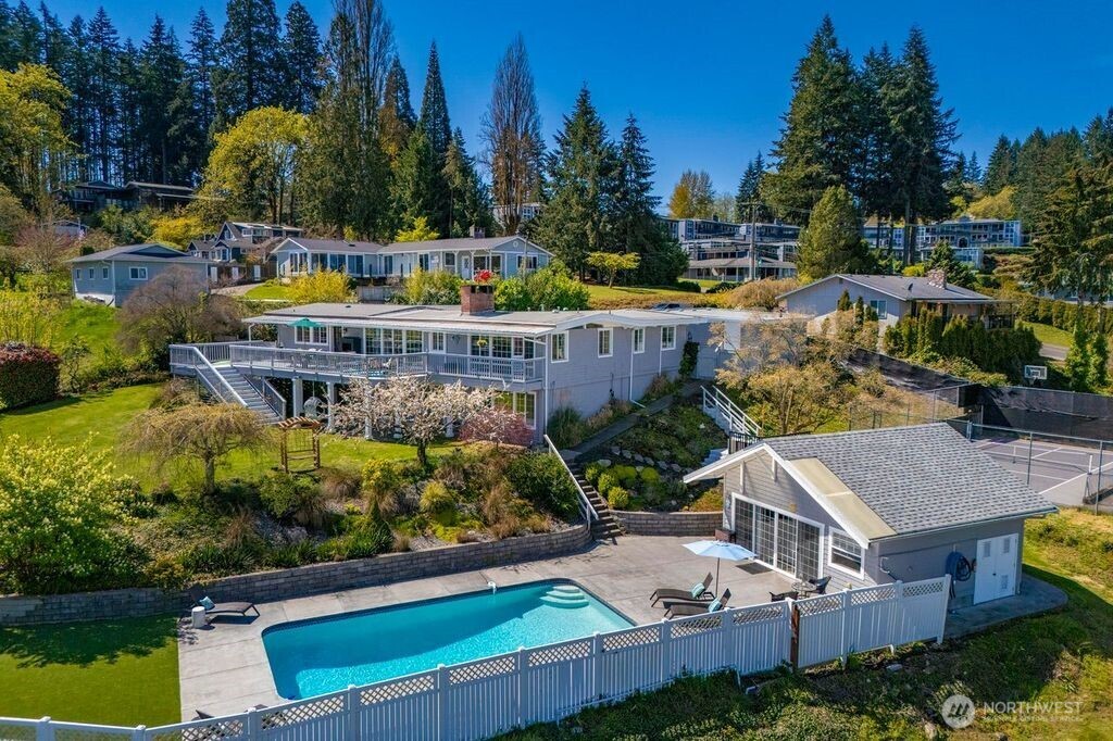 7501 Stinson Avenue , Gig Harbor, WA 98335