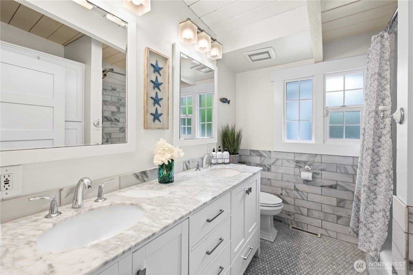 7501 Stinson Avenue , Gig Harbor, WA 98335