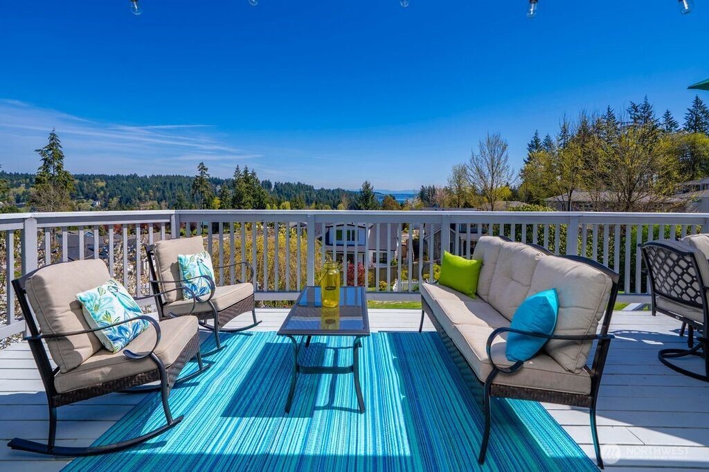 7501 Stinson Avenue , Gig Harbor, WA 98335