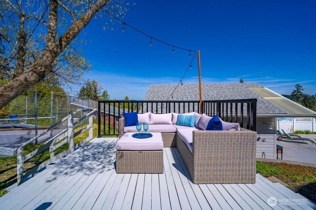 7501 Stinson Avenue , Gig Harbor, WA 98335