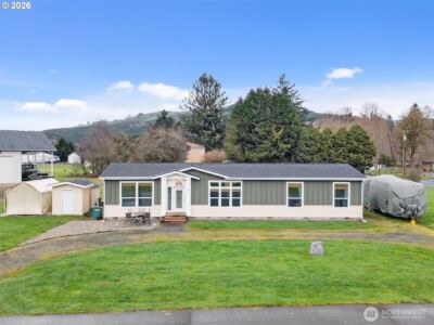4 Nature Loop , Cathlamet, WA 98612