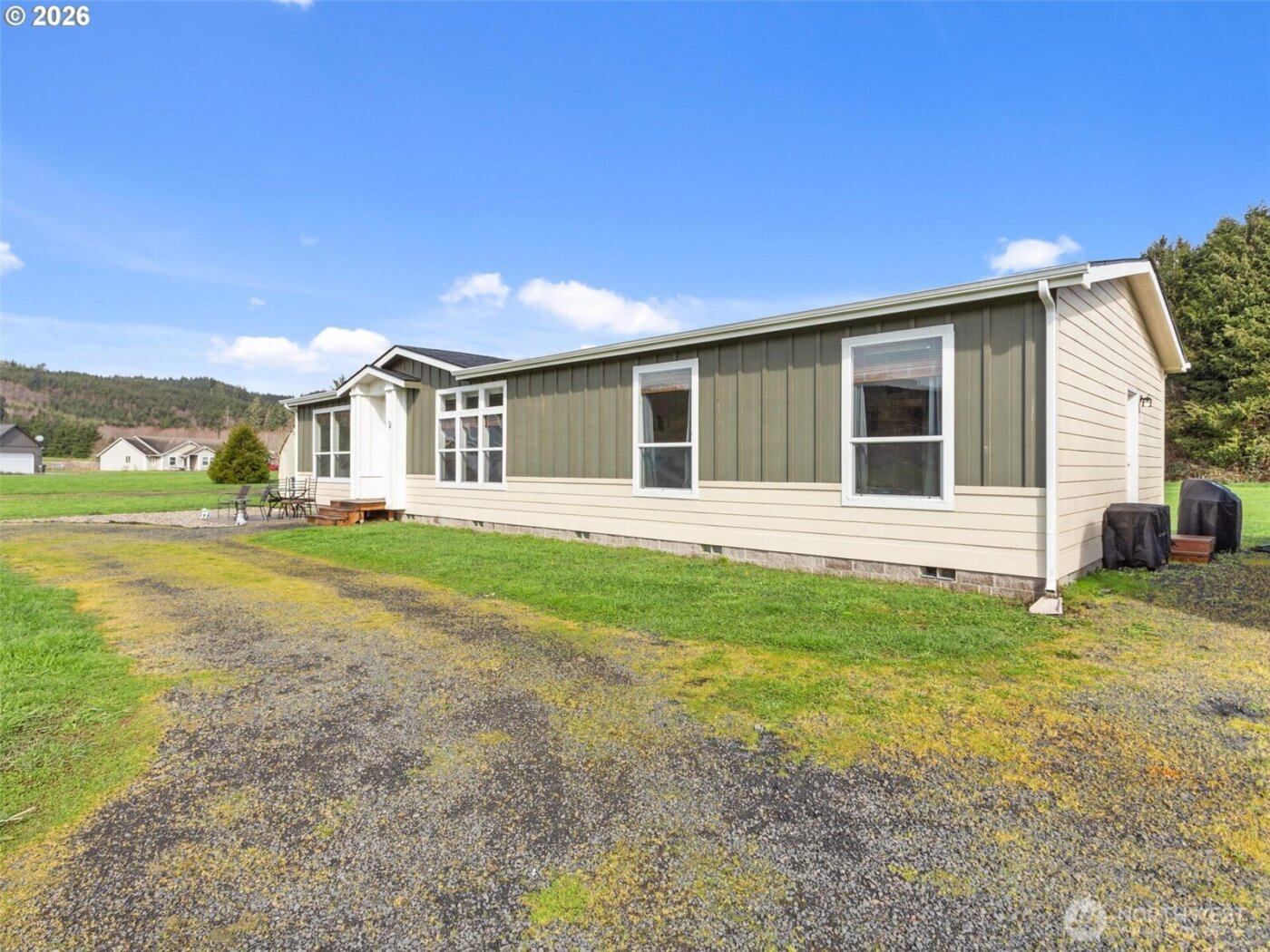 4 Nature Loop , Cathlamet, WA 98612