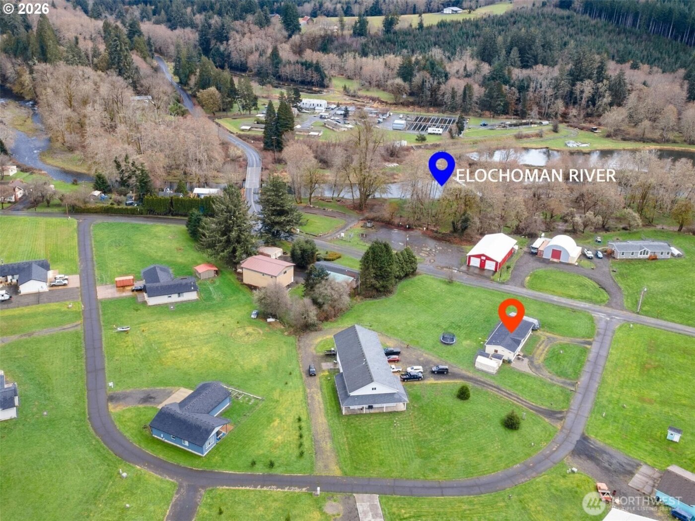 4 Nature Loop , Cathlamet, WA 98612