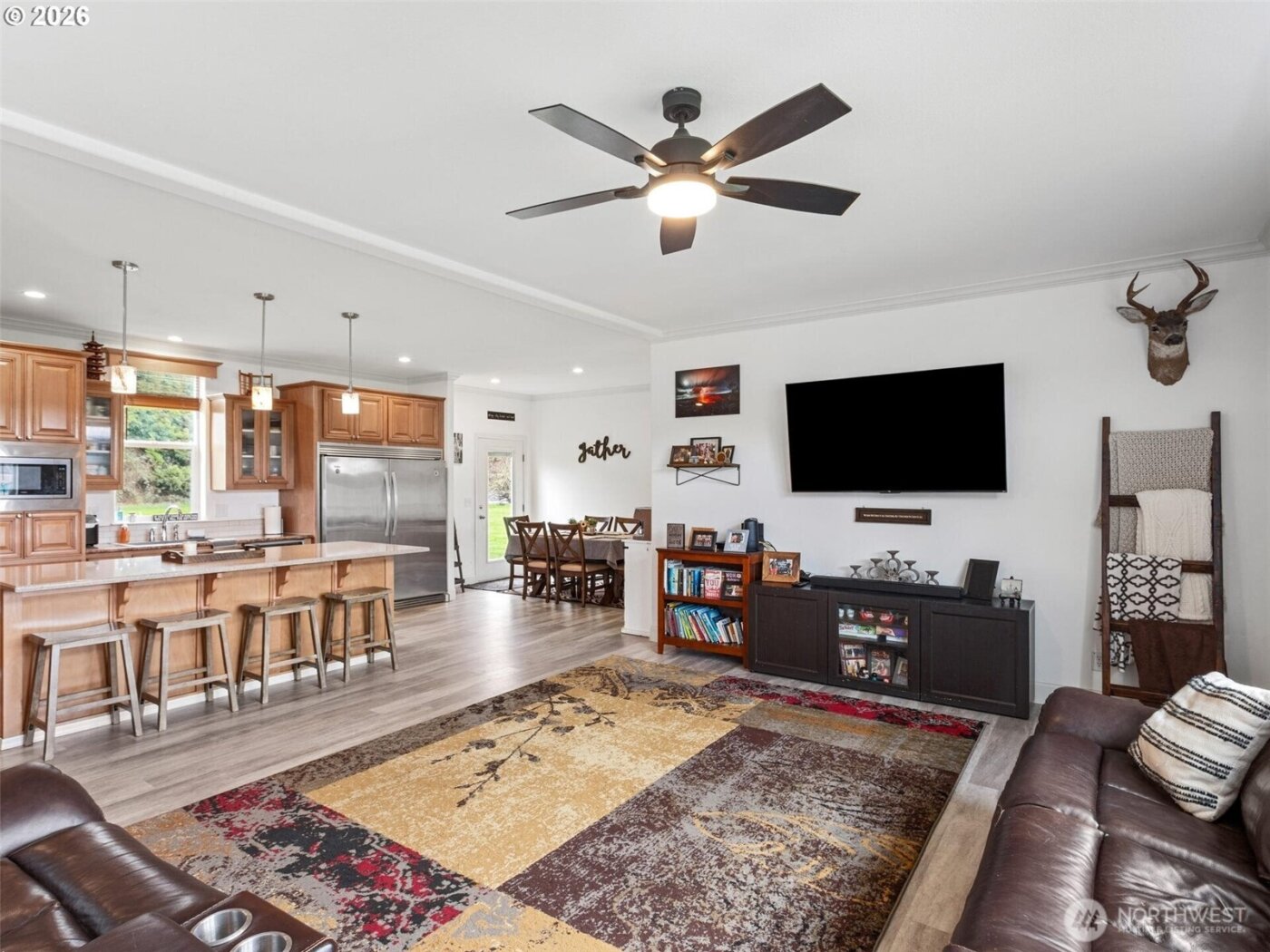 4 Nature Loop , Cathlamet, WA 98612