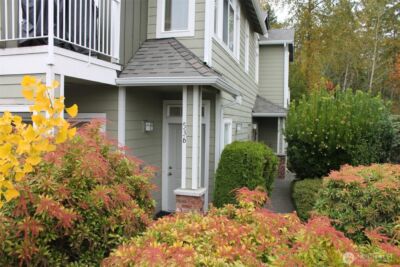 538 241st Lane SE, Sammamish, WA 98074-9807