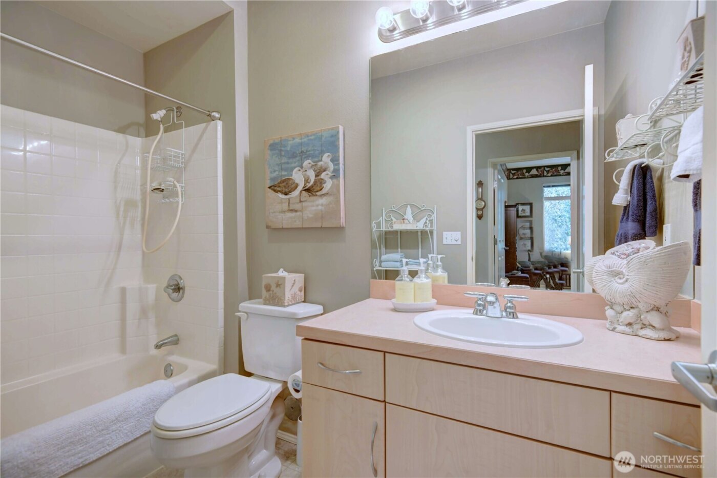 538 241st Lane SE, Sammamish, WA 98074-9807