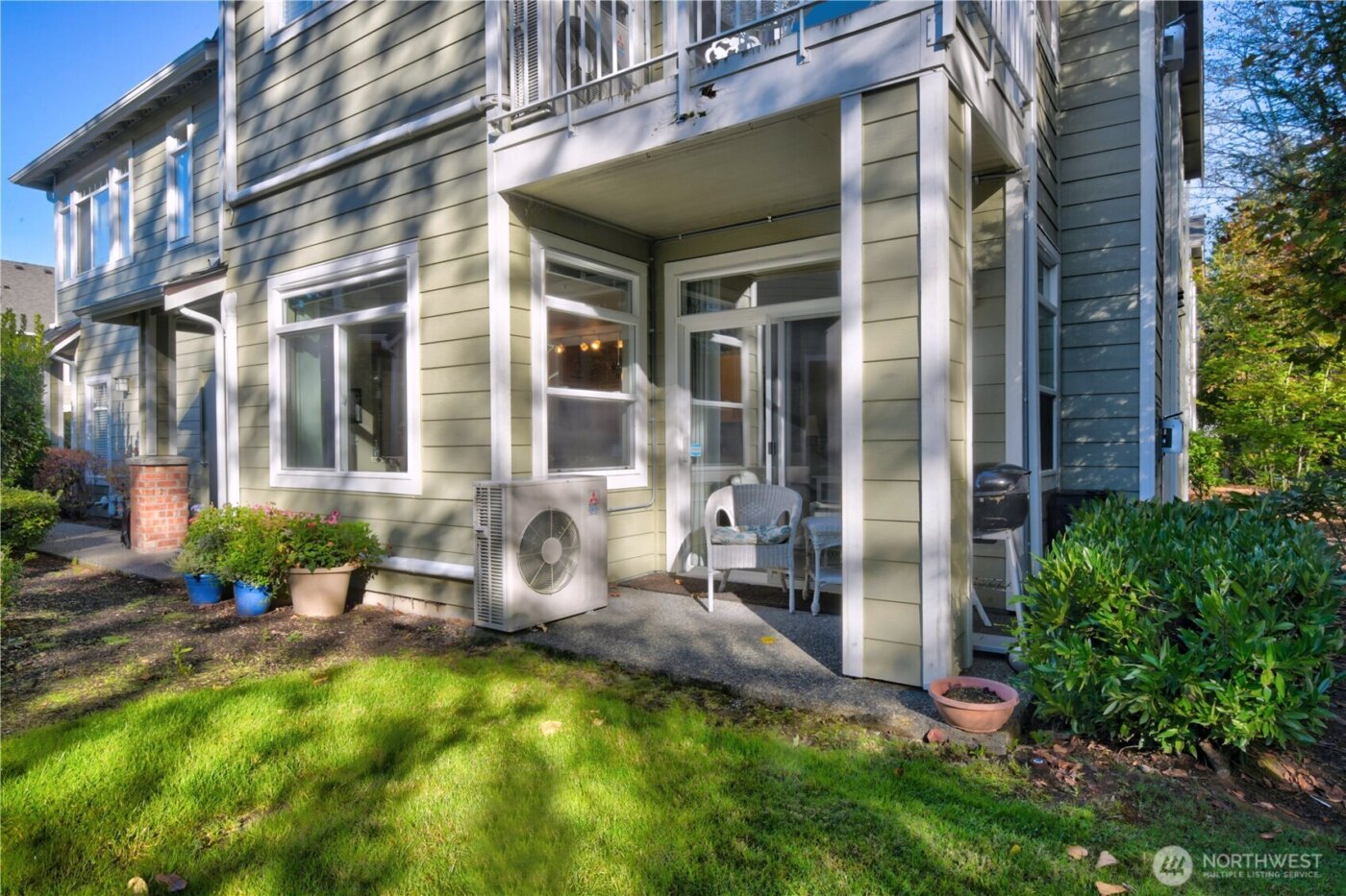 538 241st Lane SE, Sammamish, WA 98074-9807