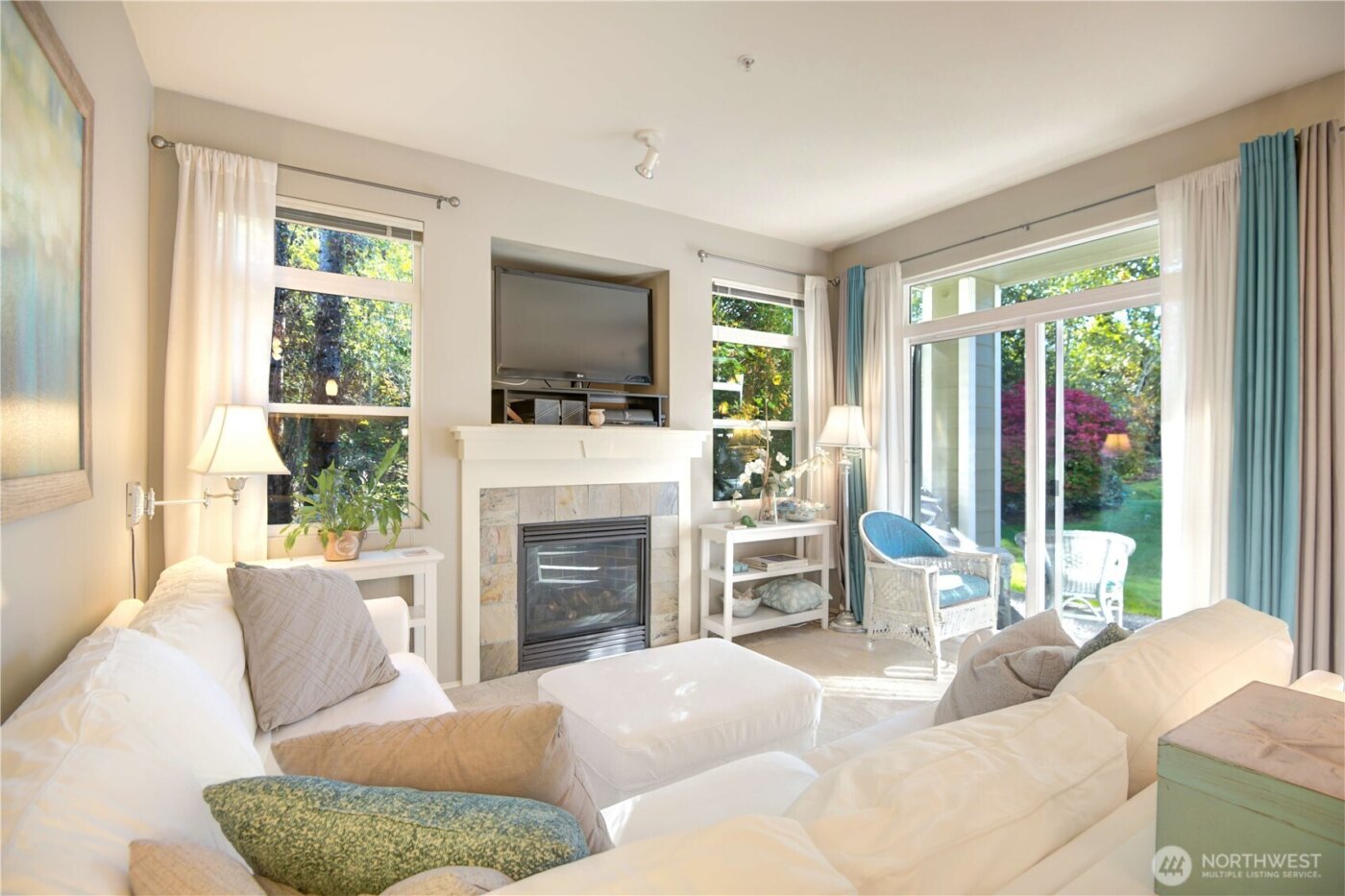 538 241st Lane SE, Sammamish, WA 98074-9807