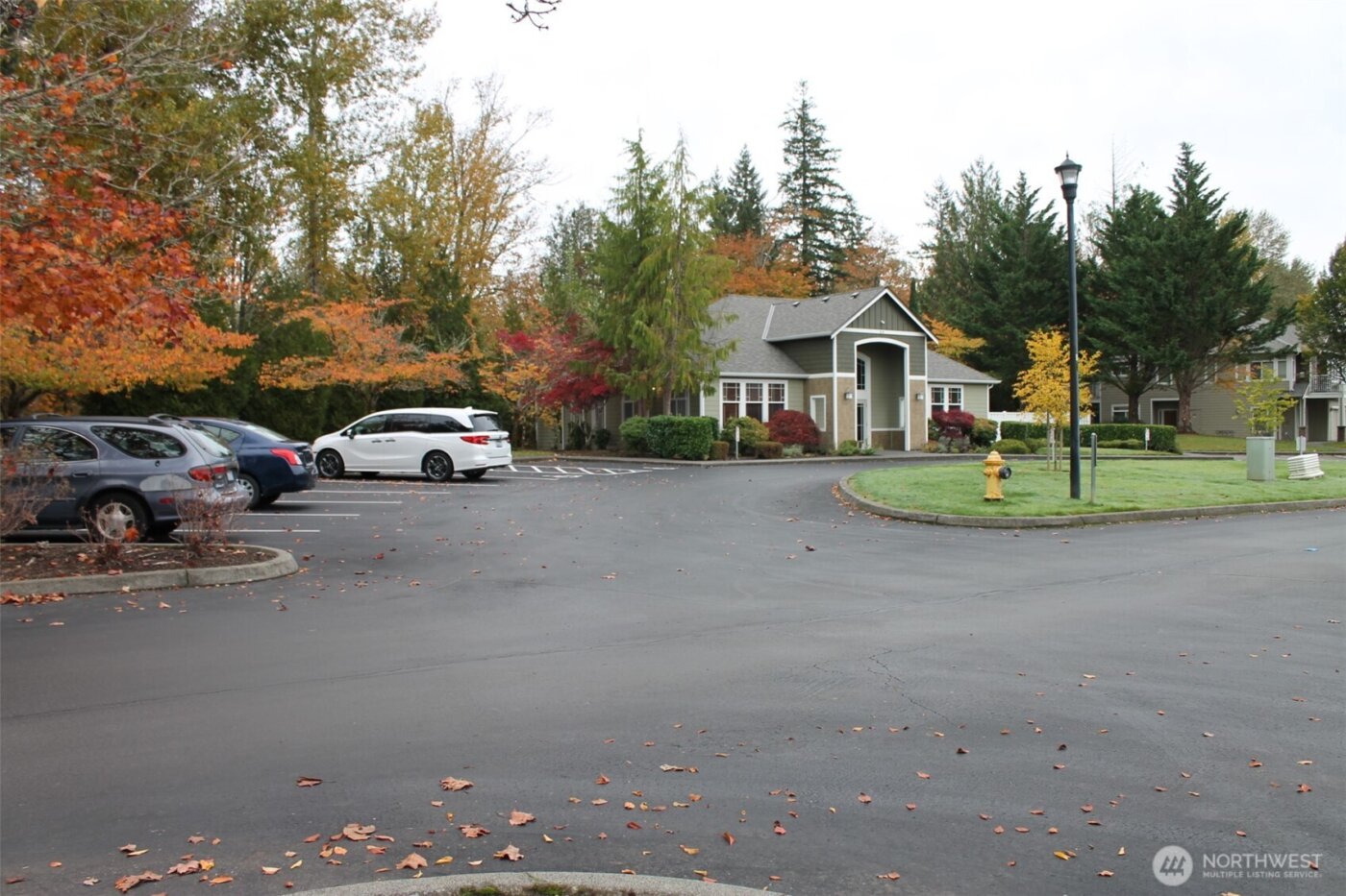 538 241st Lane SE, Sammamish, WA 98074-9807