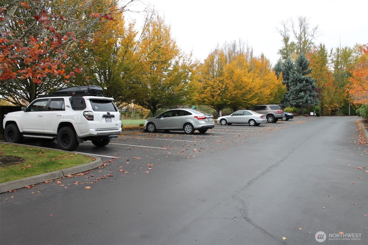 538 241st Lane SE, Sammamish, WA 98074-9807