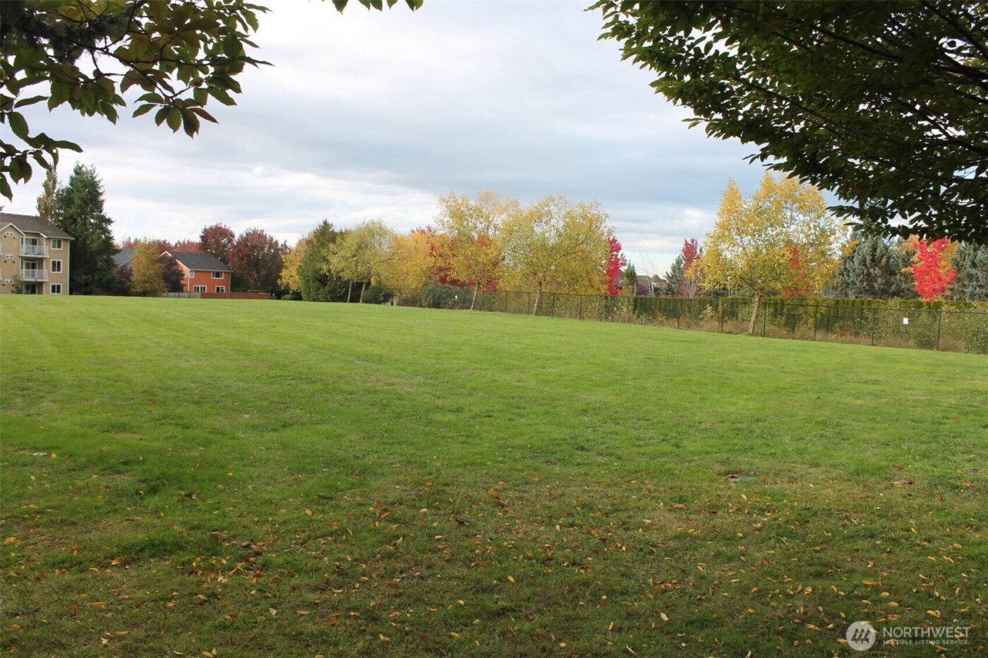 538 241st Lane SE, Sammamish, WA 98074-9807