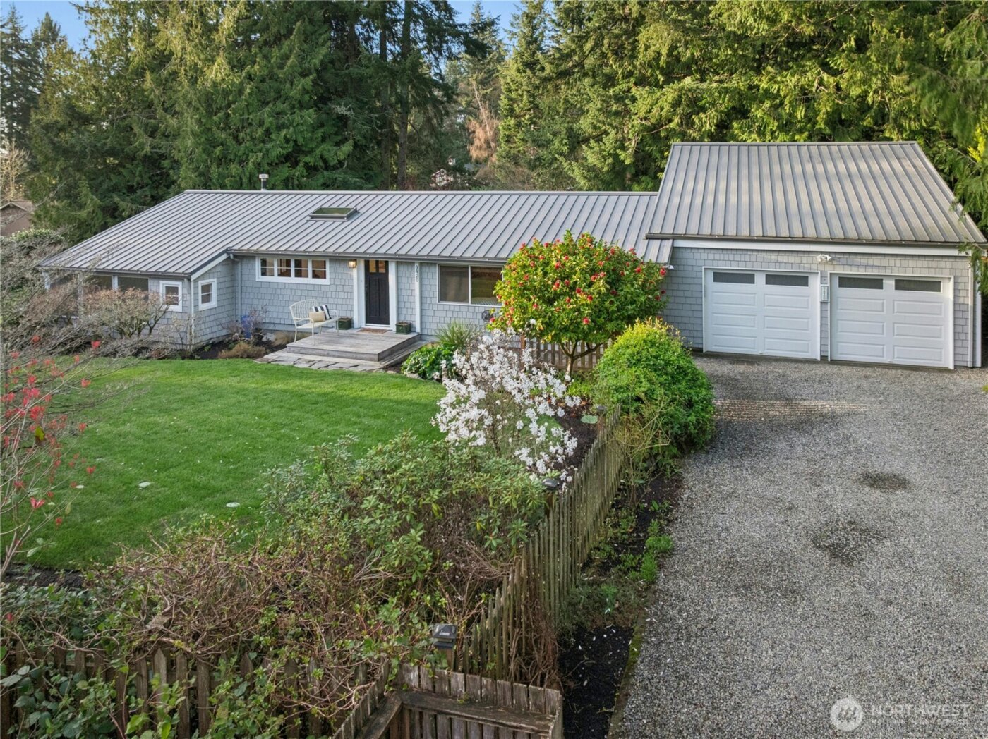 9420 NE Eric Avenue , Bainbridge Island, WA 98110