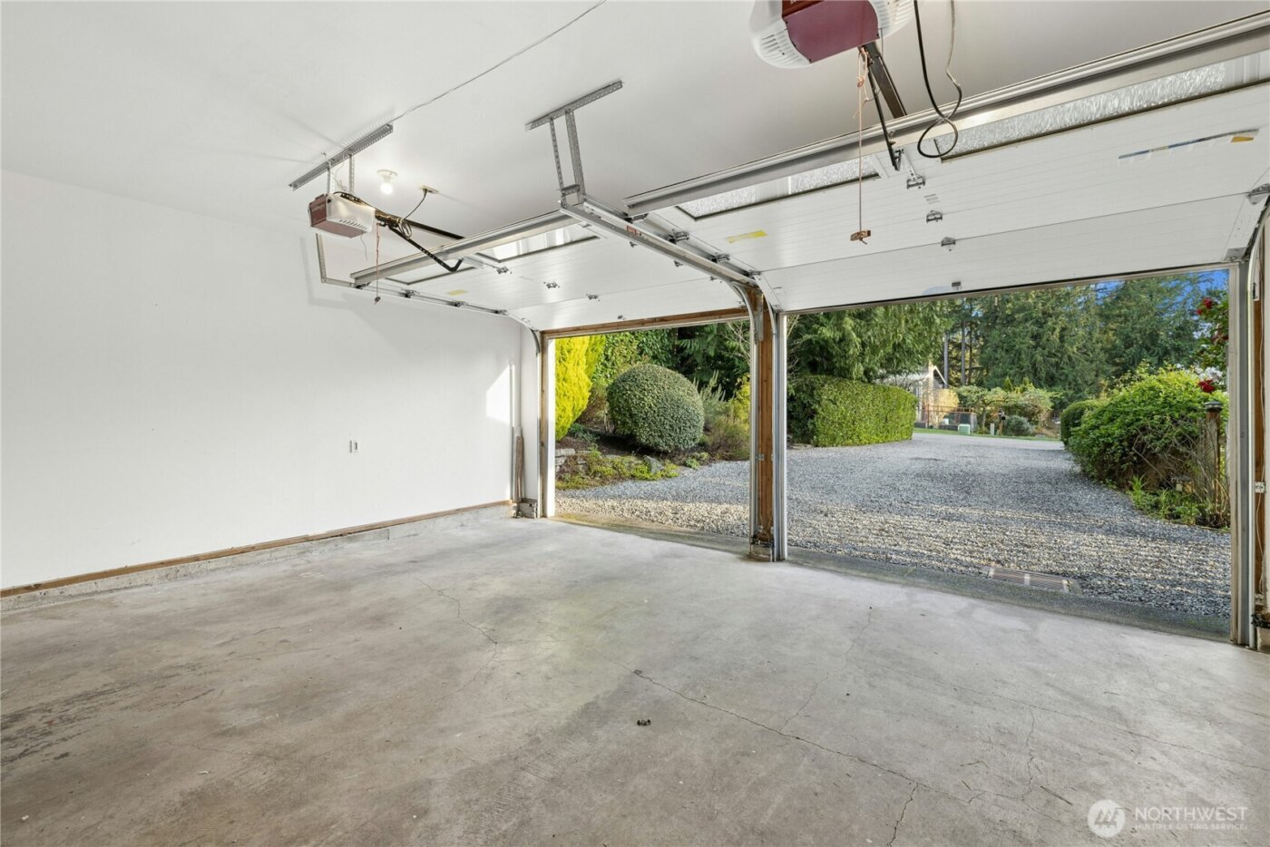 9420 NE Eric Avenue , Bainbridge Island, WA 98110