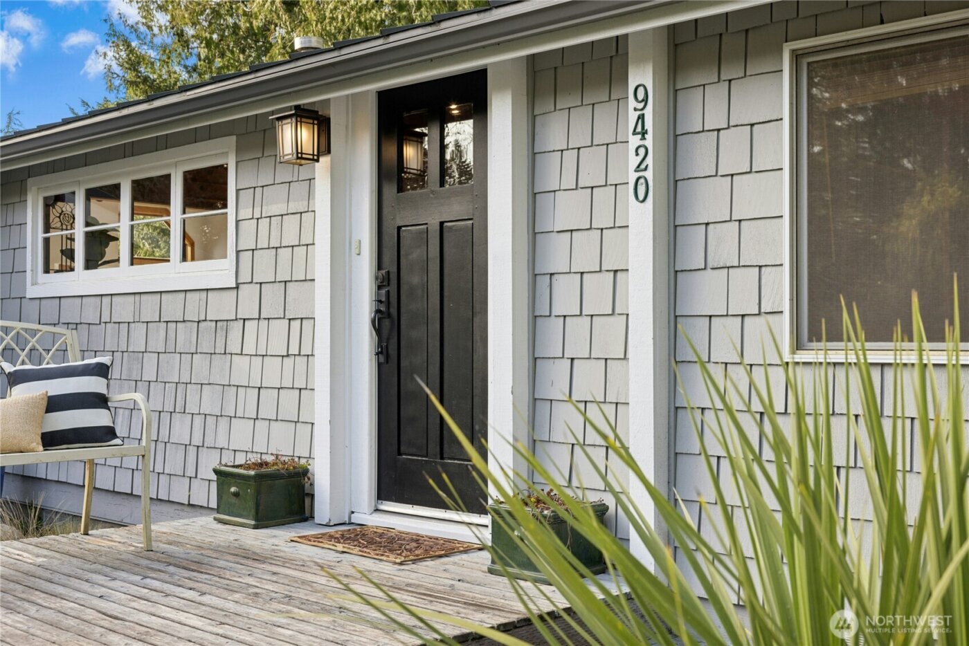 9420 NE Eric Avenue , Bainbridge Island, WA 98110