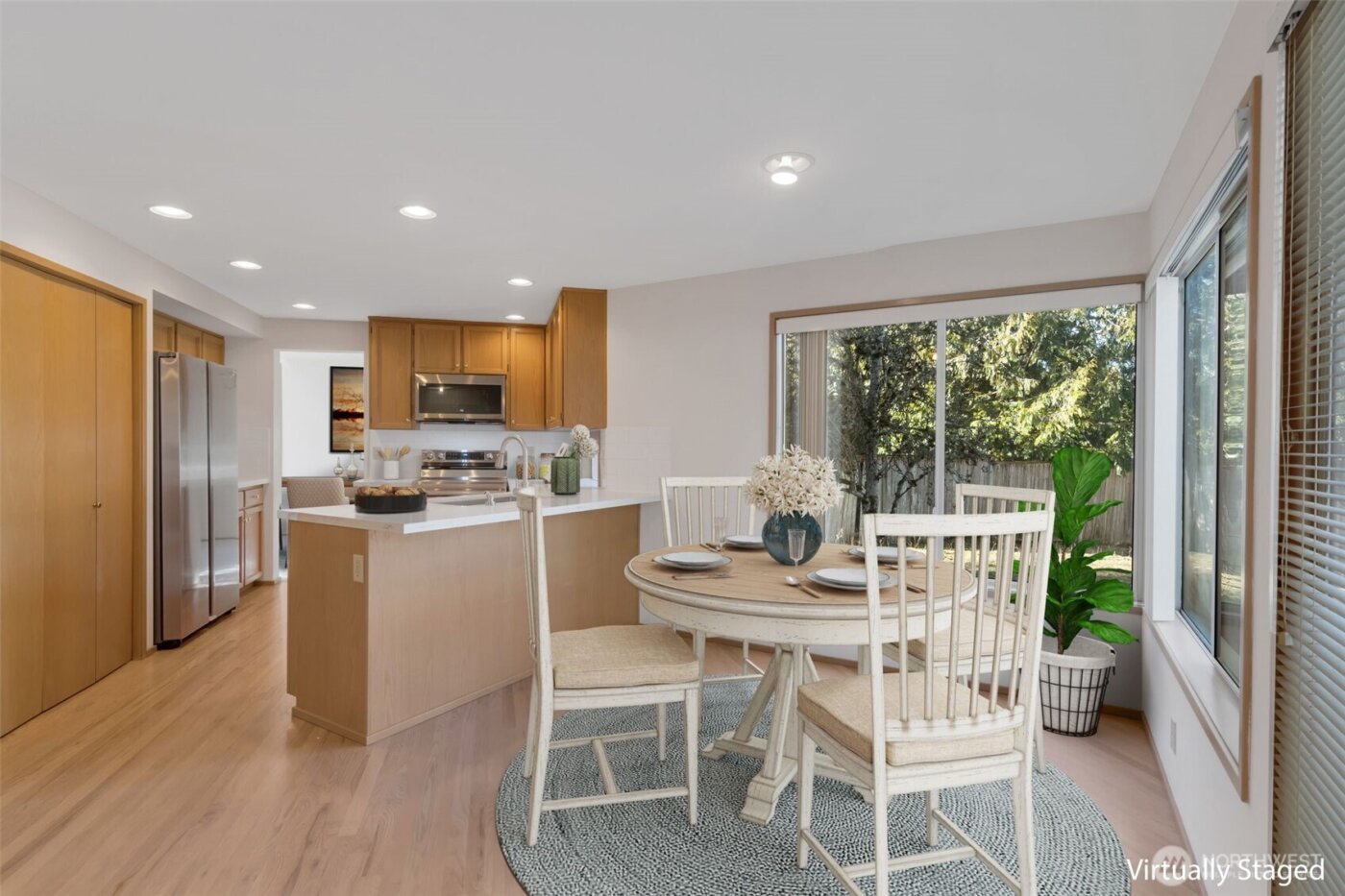 25746 SE 39th Street , Sammamish, WA 98029