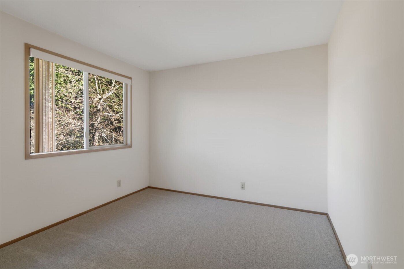 25746 SE 39th Street , Sammamish, WA 98029