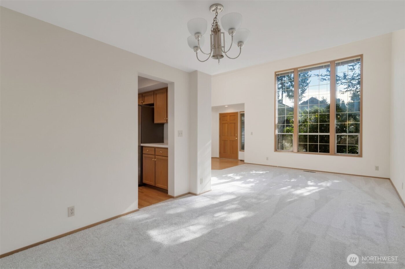 25746 SE 39th Street , Sammamish, WA 98029