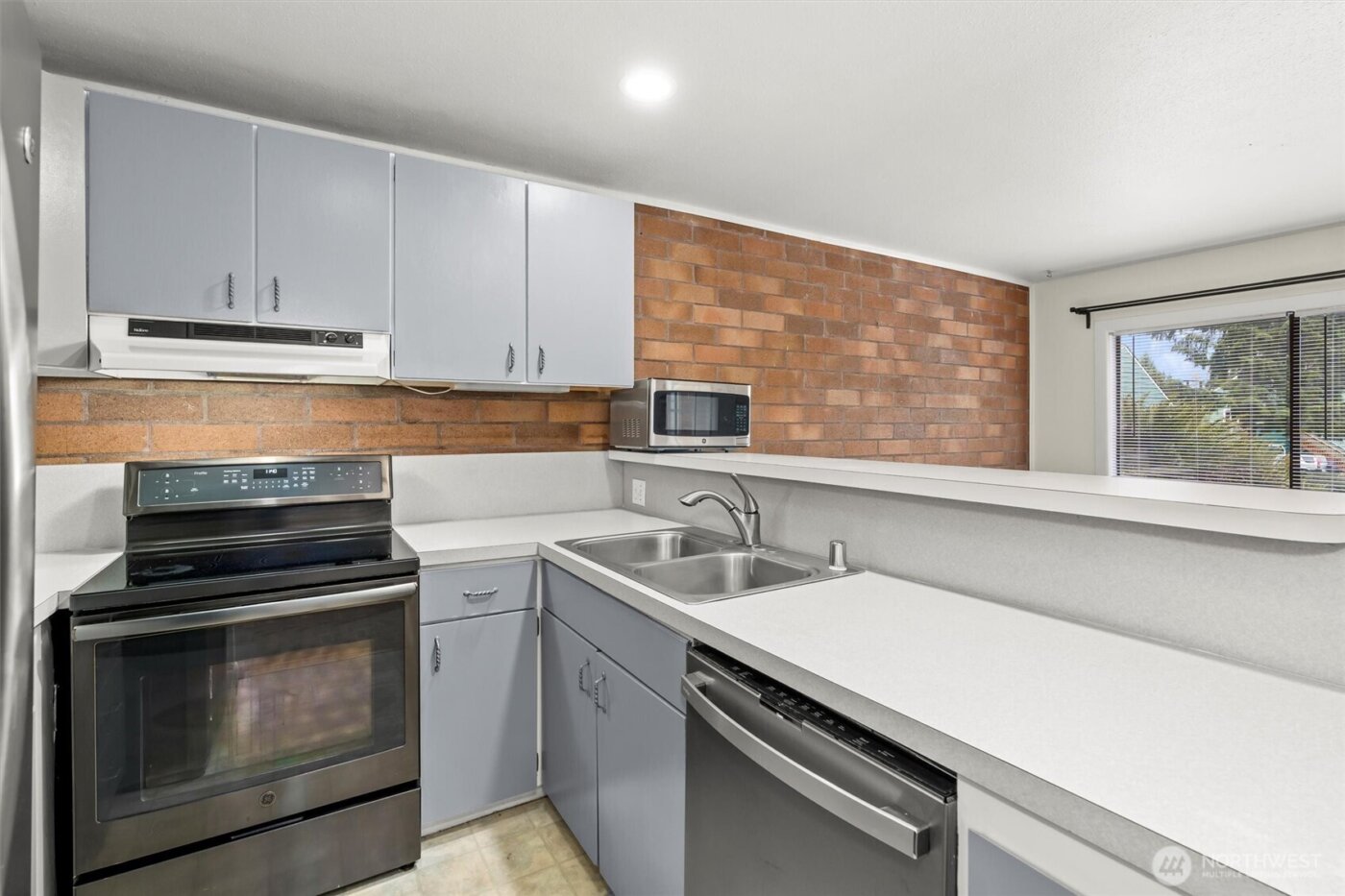 4404 Terrace Drive #3, Everett, WA 98203