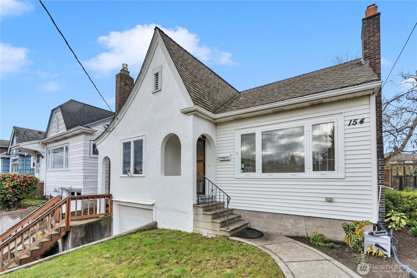 154 NW 73rd Street , Seattle, WA 98117