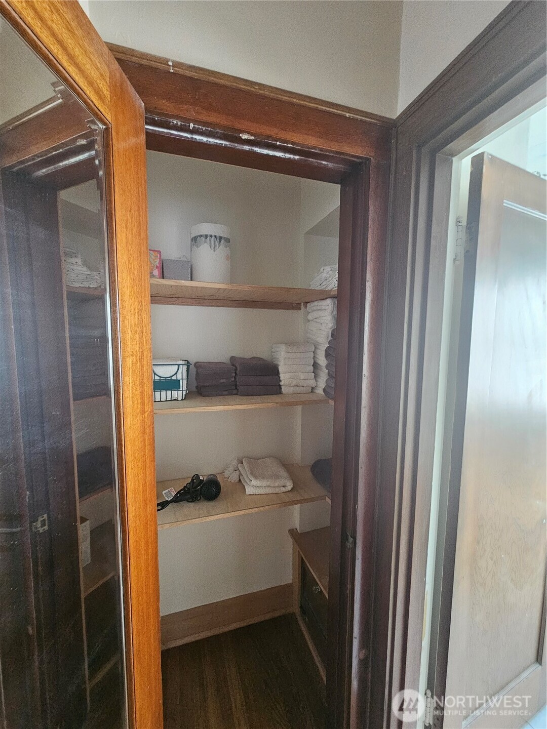 154 NW 73rd Street , Seattle, WA 98117