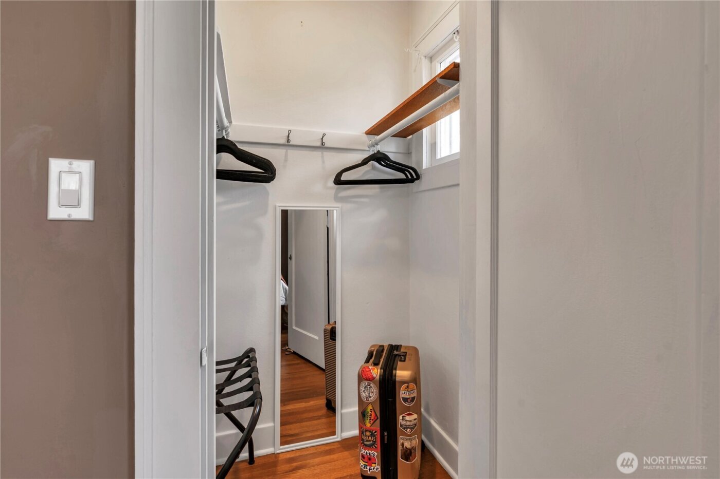 154 NW 73rd Street , Seattle, WA 98117