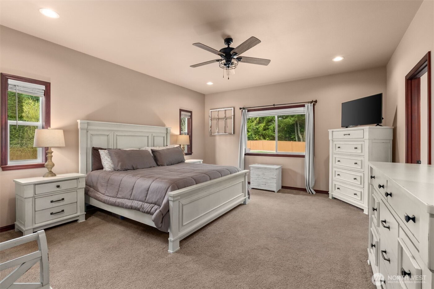 9220 Fox Ridge Lane SE, Olympia, WA 98513