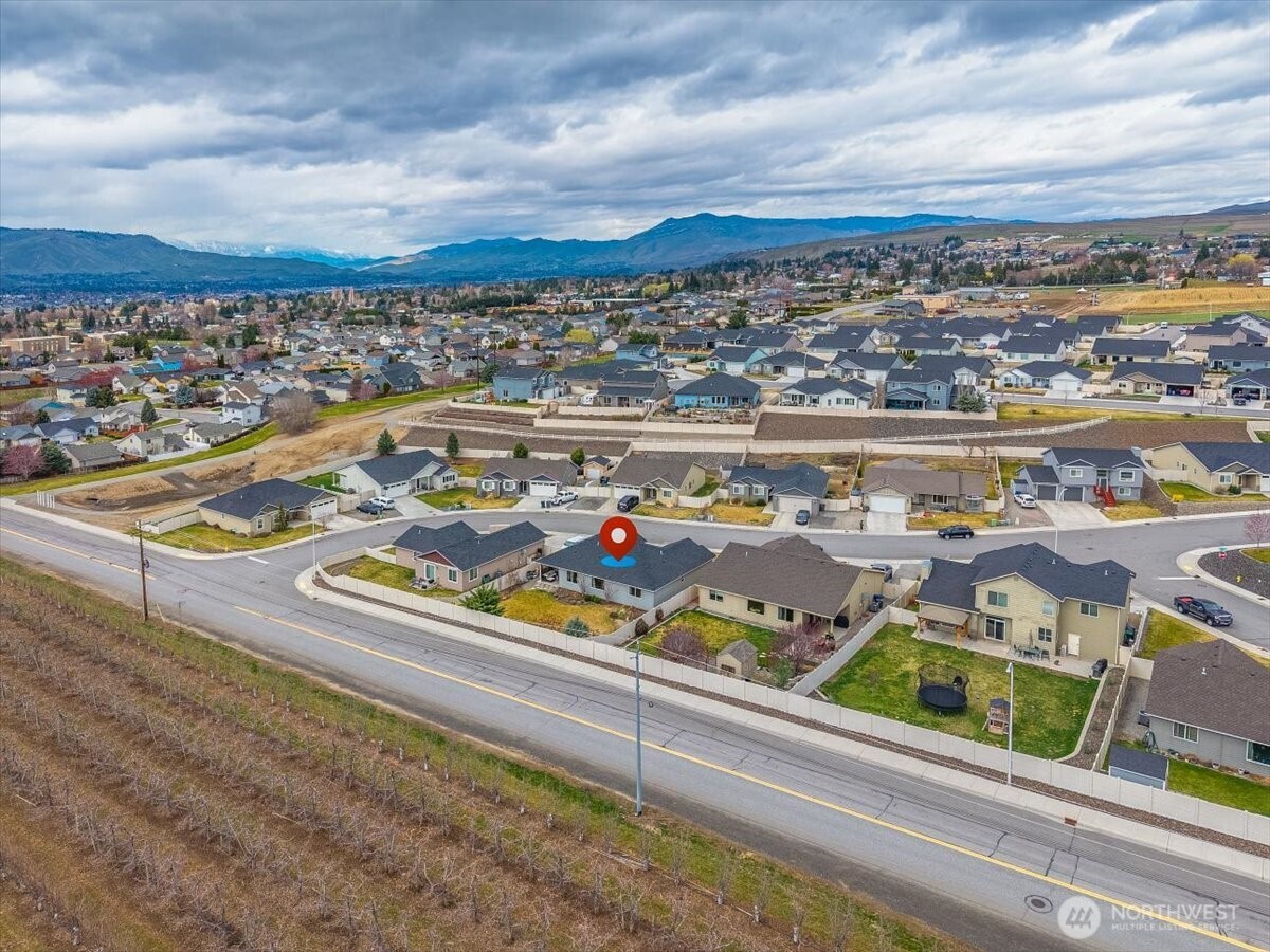 2164 Maryhill St. SE, East Wenatchee, WA 98802