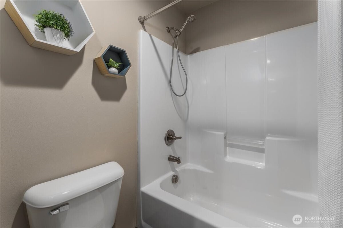 2164 Maryhill St. SE, East Wenatchee, WA 98802