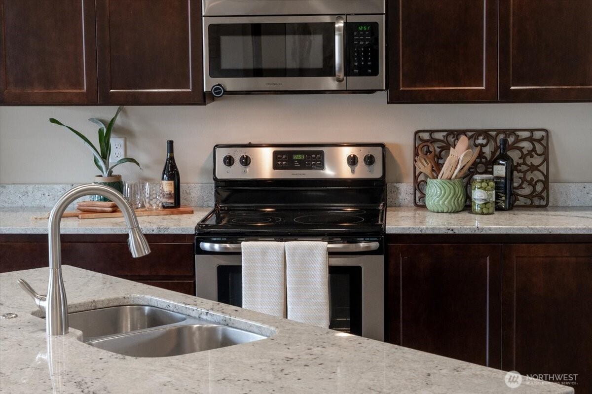 2164 Maryhill St. SE, East Wenatchee, WA 98802