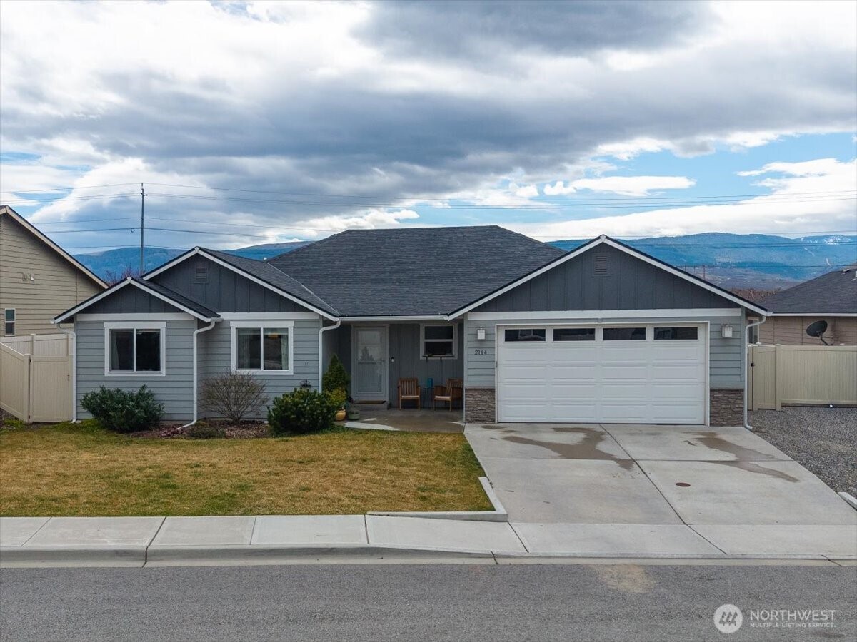2164 Maryhill St. SE, East Wenatchee, WA 98802