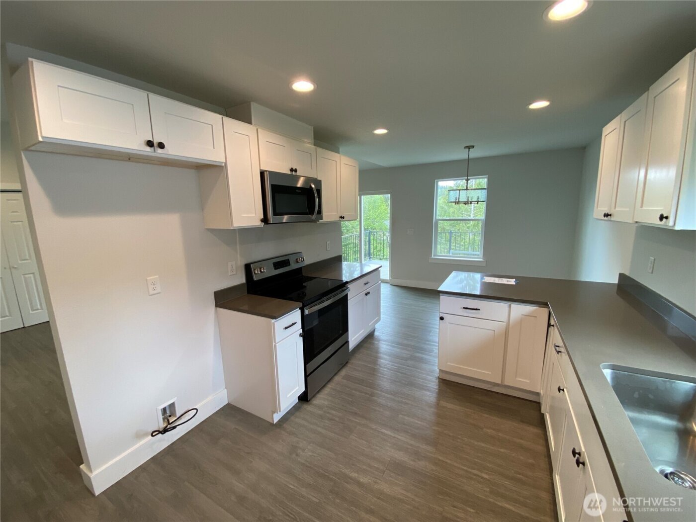 118 Timberline Drive , Castle Rock, WA 98611-9344