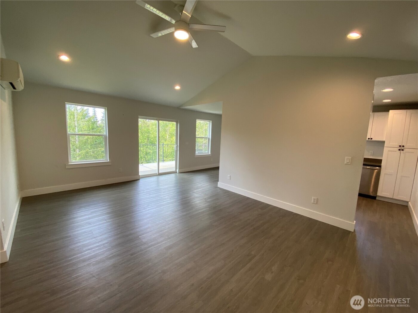 118 Timberline Drive , Castle Rock, WA 98611-9344
