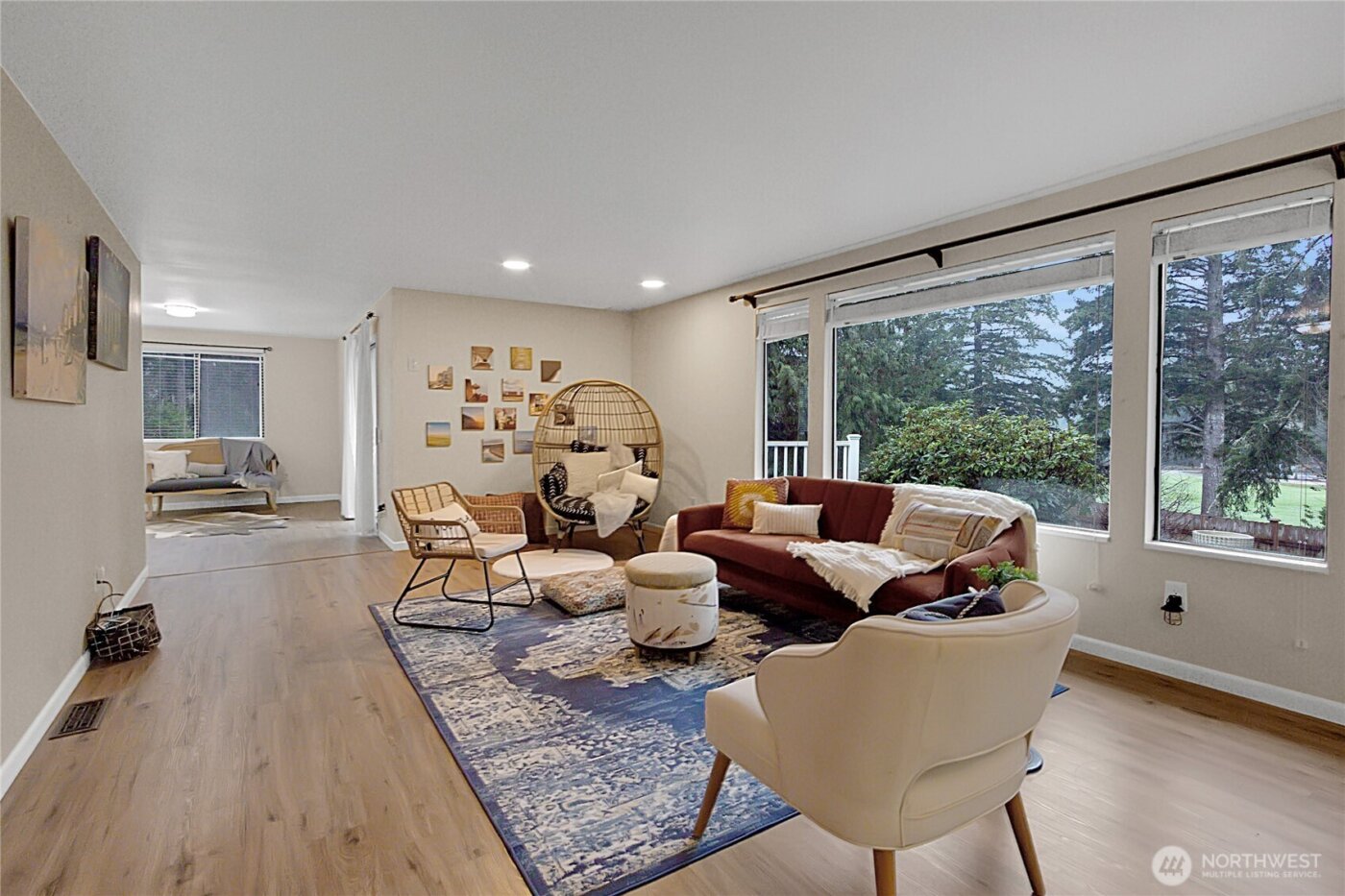 160 E Lakeland Way , Allyn, WA 98524