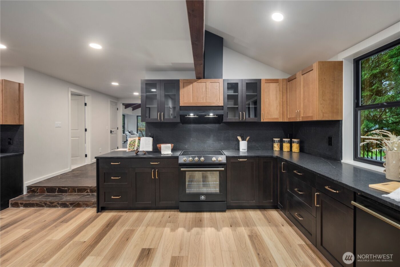 1311 SW Lake Roesiger Road , Snohomish, WA 98290
