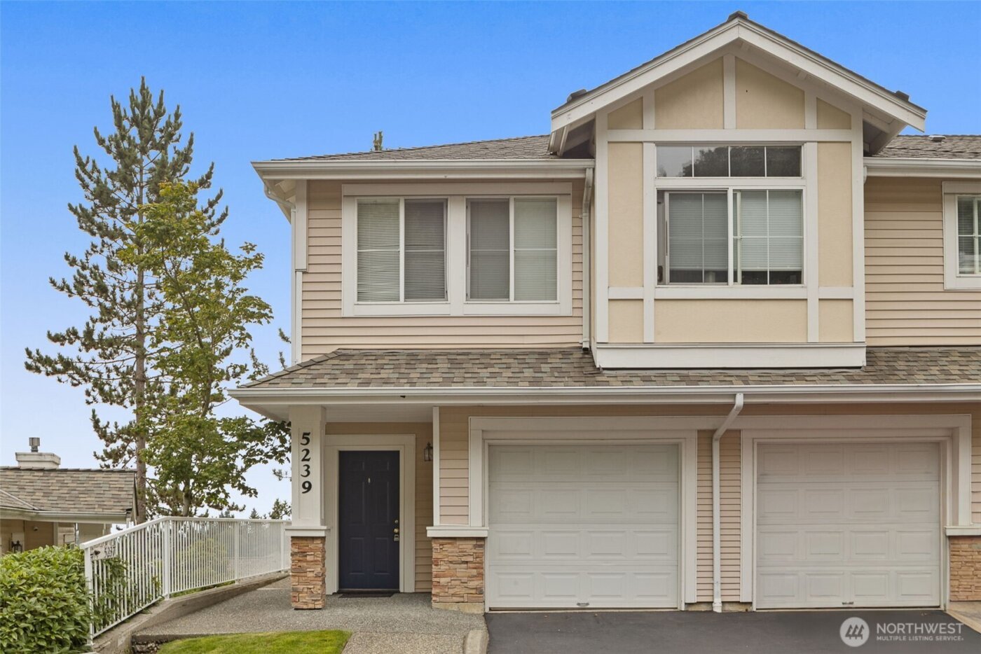 5239 164th Avenue SE #14-3, Bellevue, WA 98006