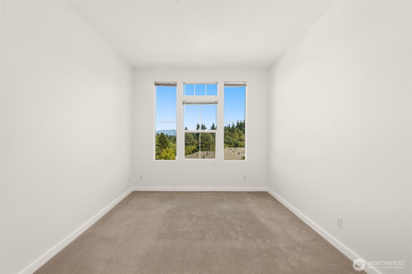 5239 164th Avenue SE #14-3, Bellevue, WA 98006