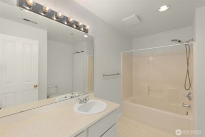 5239 164th Avenue SE #14-3, Bellevue, WA 98006 - Photo 19