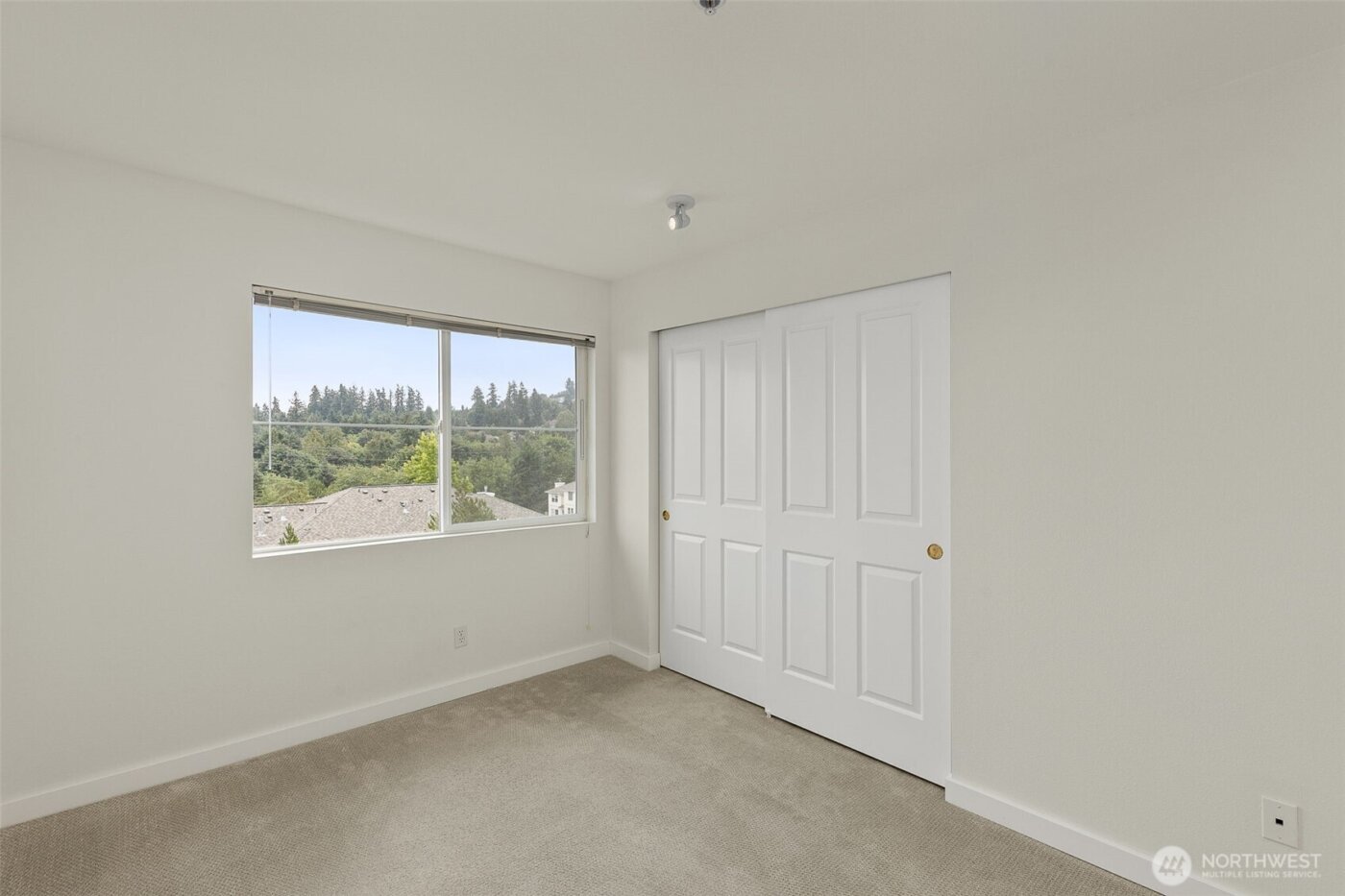 5239 164th Avenue SE #14-3, Bellevue, WA 98006
