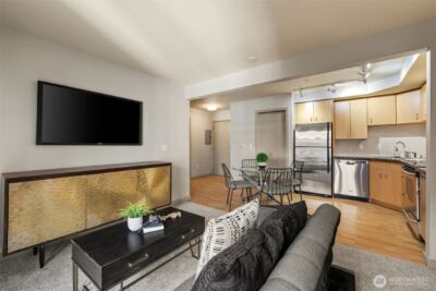 103 Bellevue Avenue E #302, Seattle, WA 98102 - Photo 20