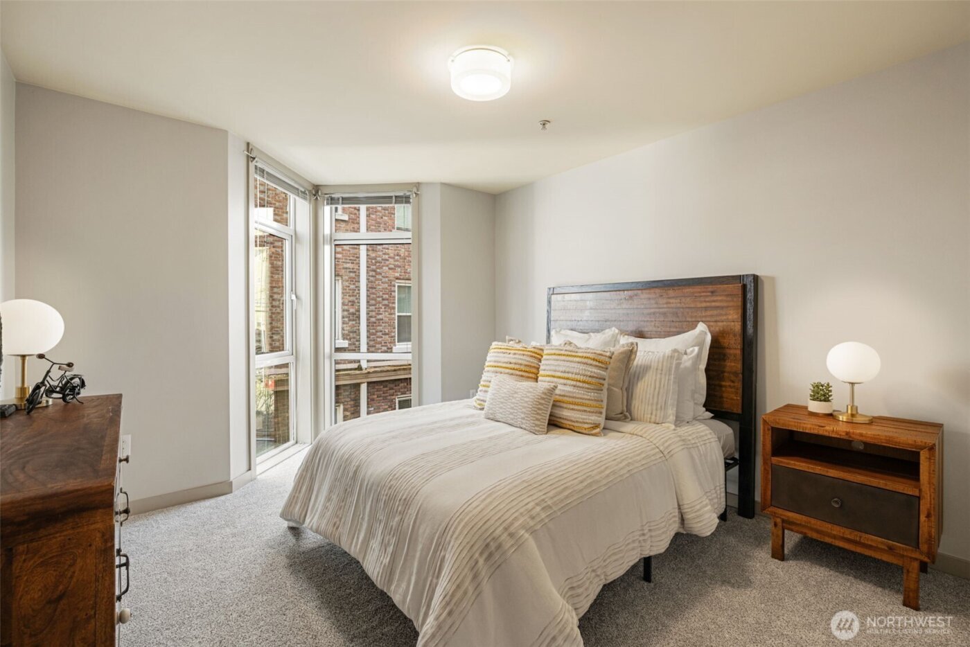 103 Bellevue Avenue E #302, Seattle, WA 98102