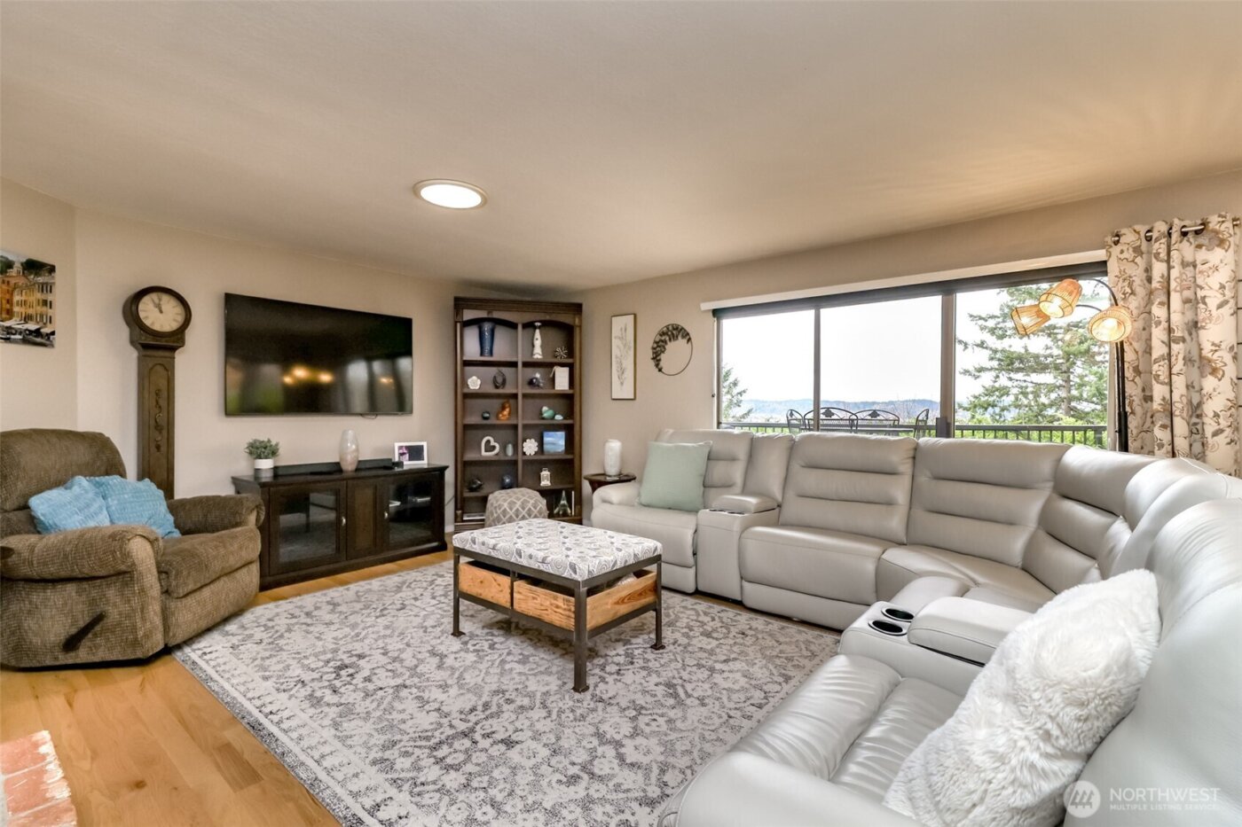 10602 SE 325th Place , Auburn, WA 98092