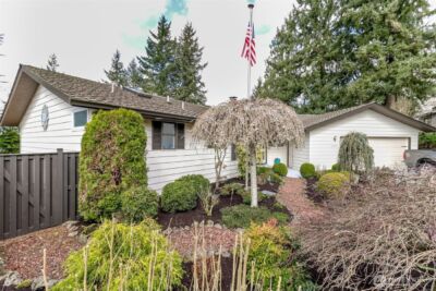 10602 SE 325th Place , Auburn, WA 98092 - Photo 2