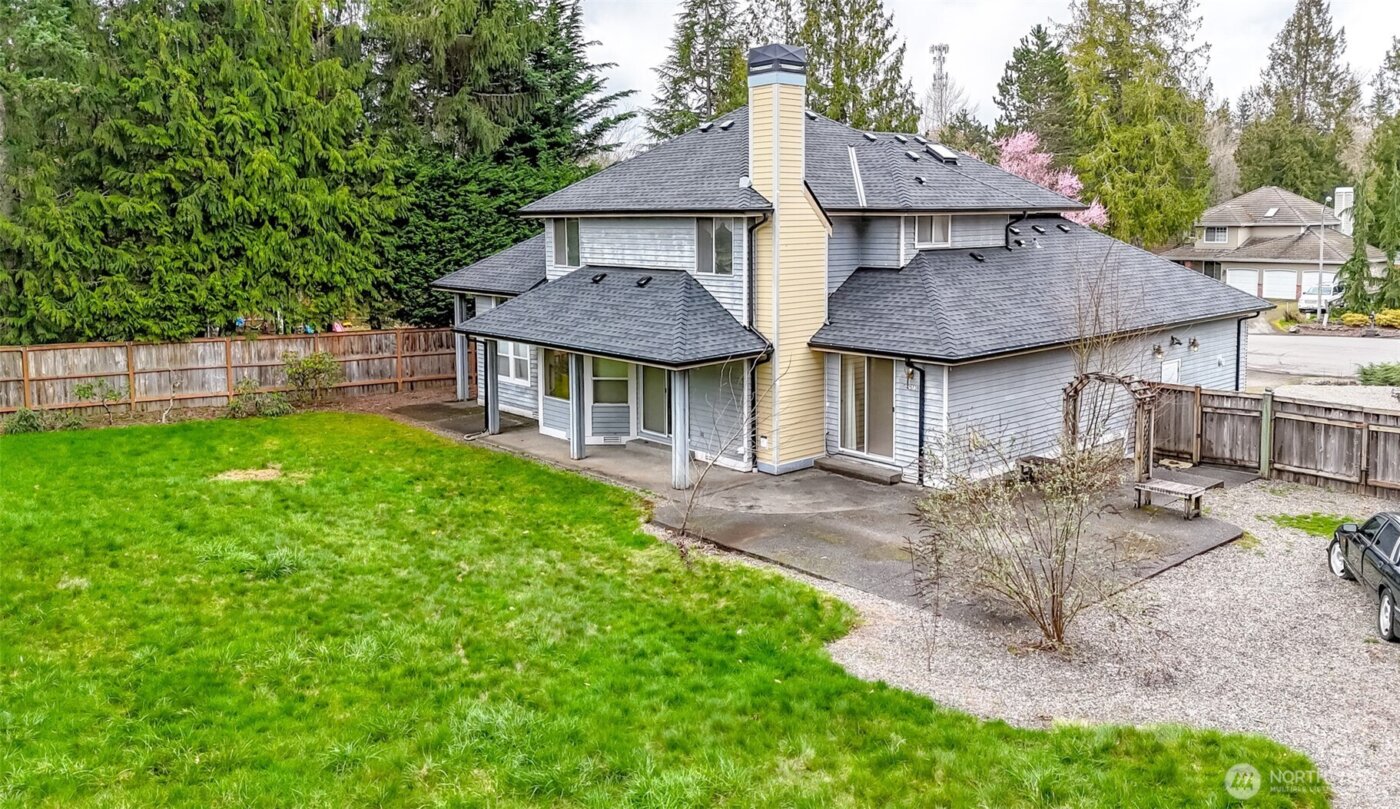 25738 215th Court SE, Maple Valley, WA 98038