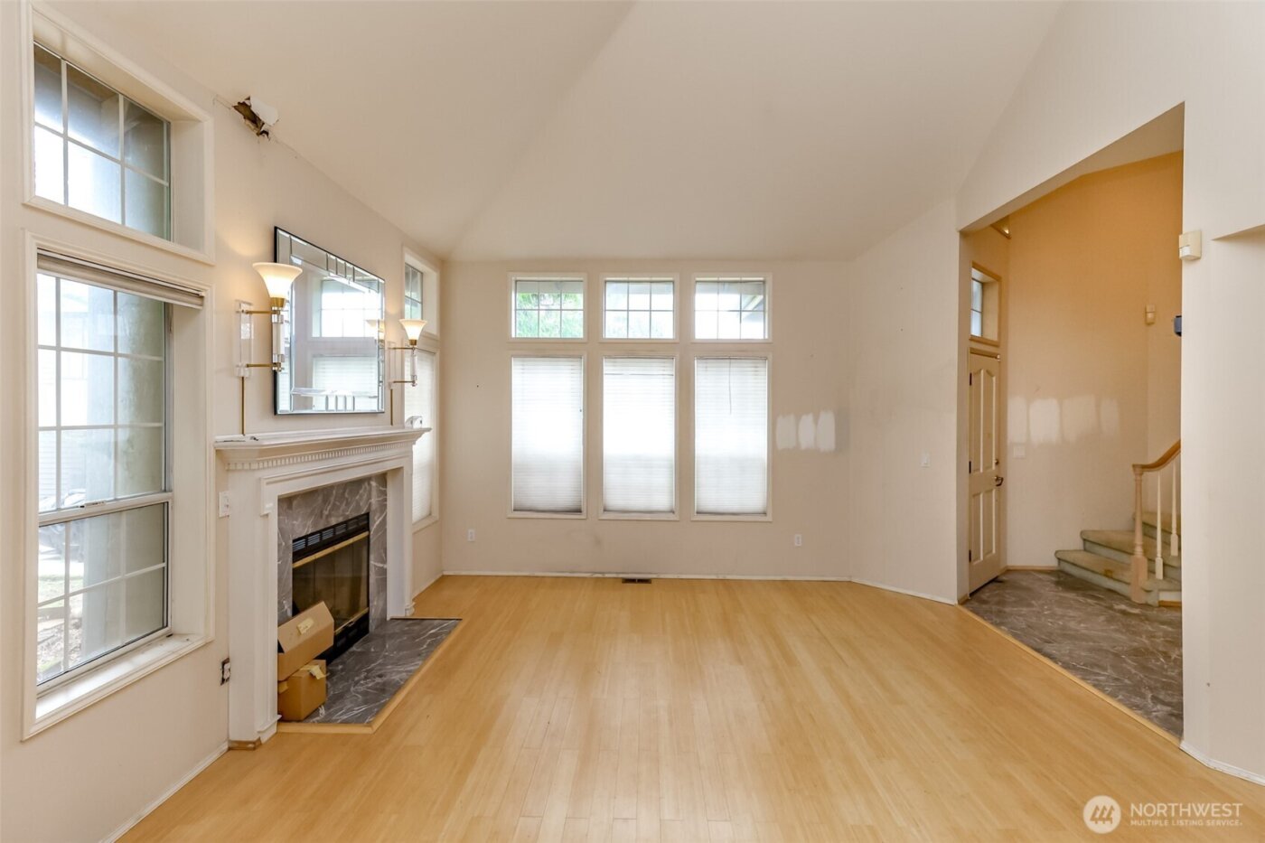 25738 215th Court SE, Maple Valley, WA 98038