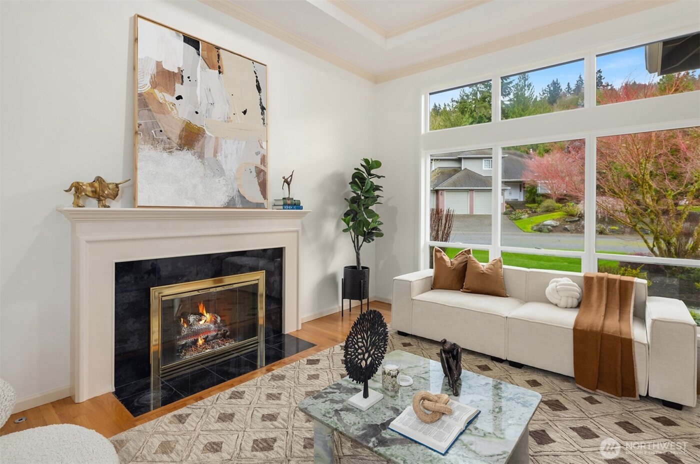 545 Mt Olympus Drive SW, Issaquah, WA 98027