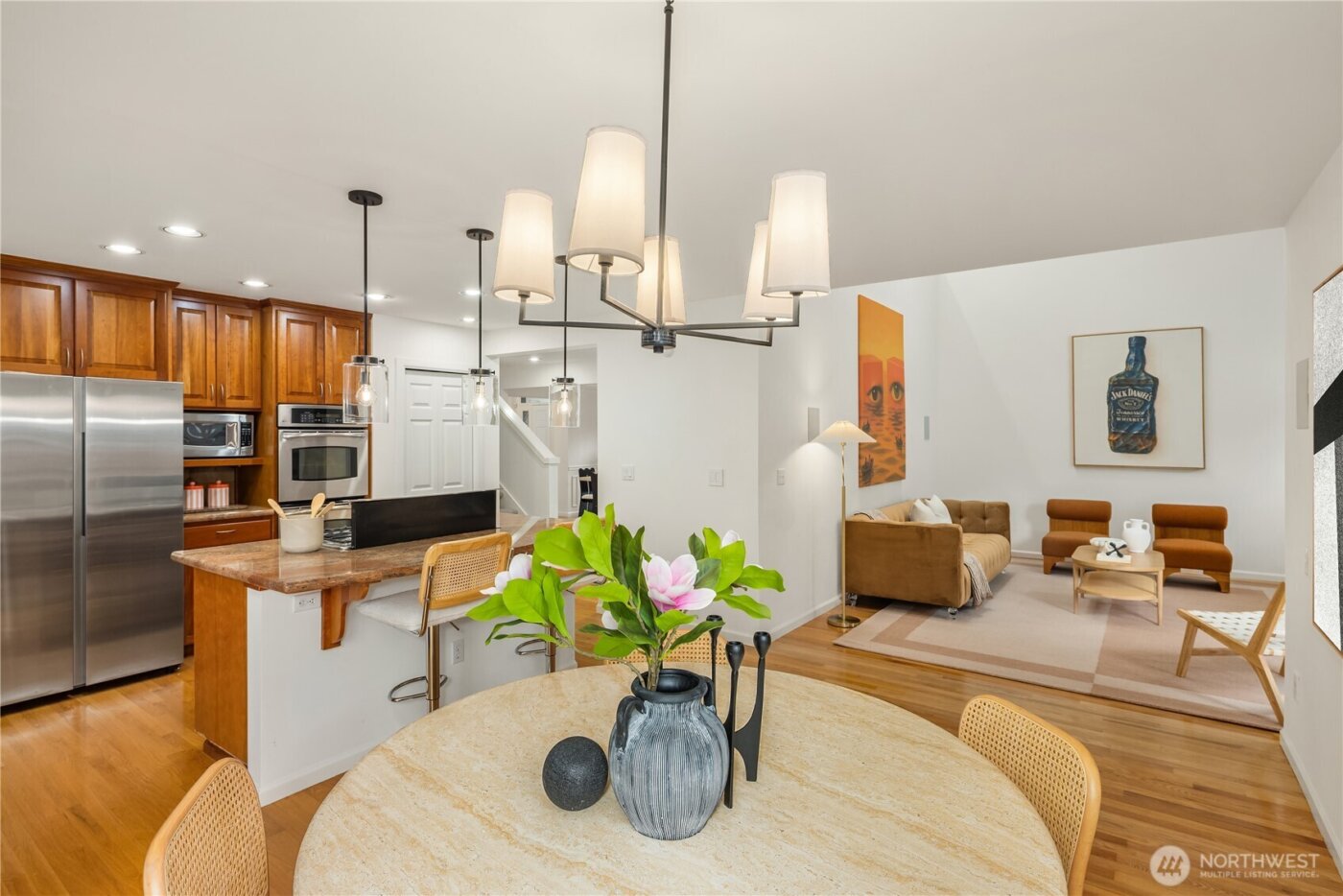 545 Mt Olympus Drive SW, Issaquah, WA 98027