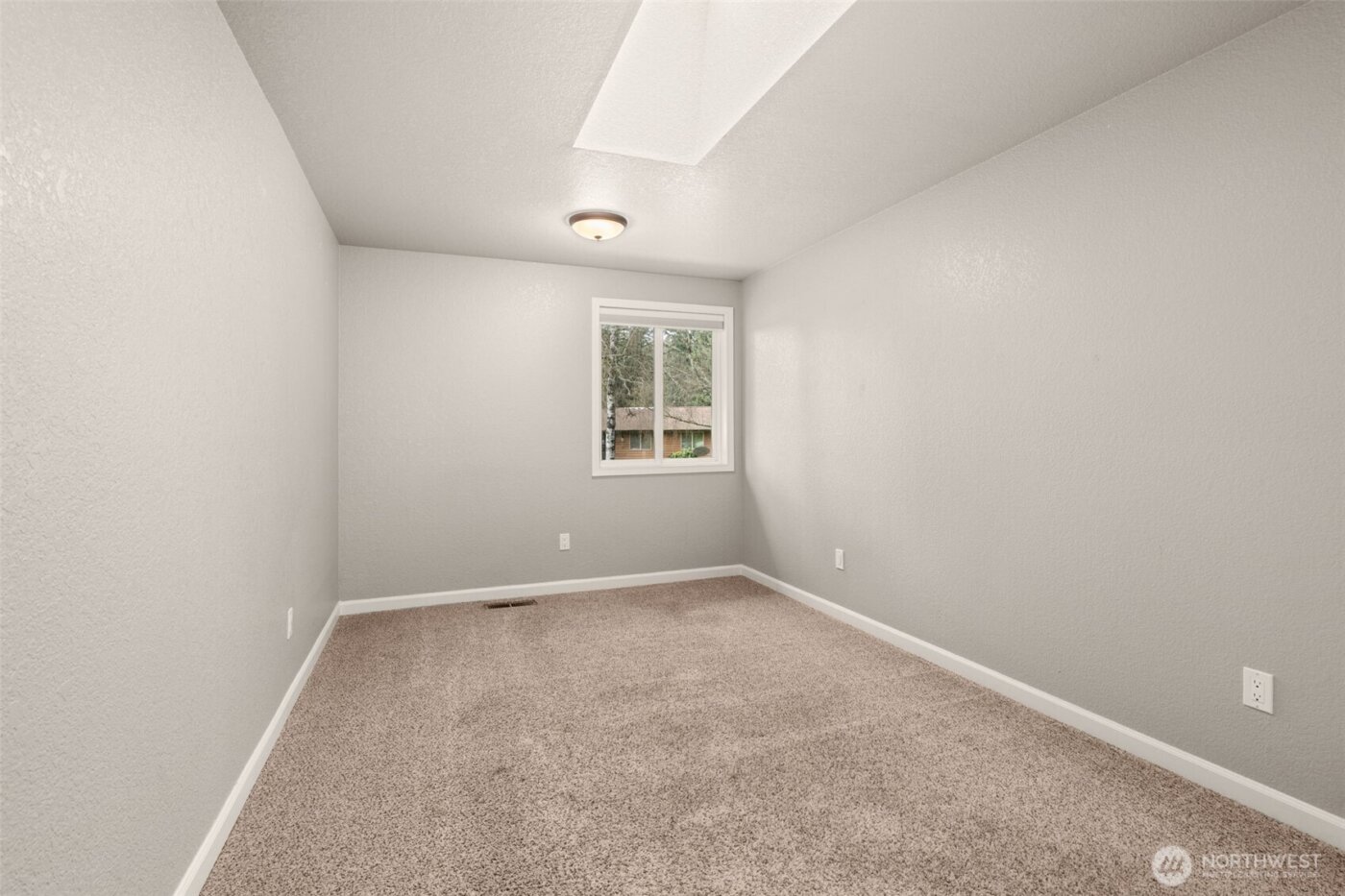 1442 Bridle Dr SE , Tumwater, WA 98501