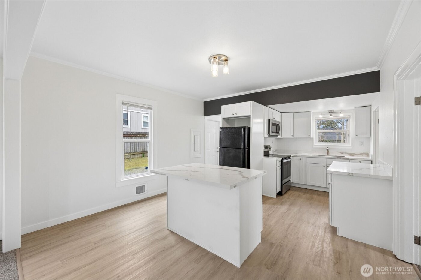 5420 S State Street , Tacoma, WA 98409