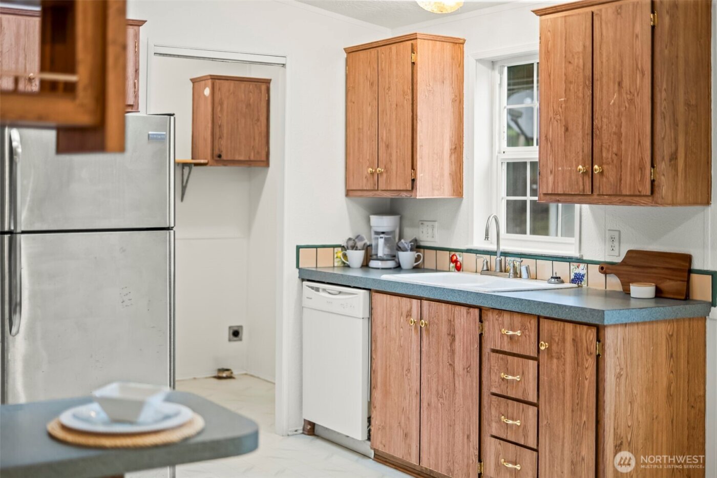 998 Mahogany Lane NW, Bremerton, WA 98311