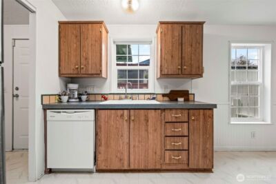 998 Mahogany Lane NW, Bremerton, WA 98311 - Photo 16